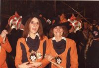 1978 Oranjegarde met Marijke van der Horst-Kneepkens en Marion van de Meent